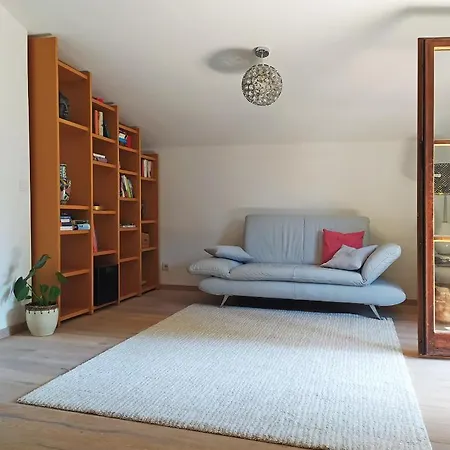 아파트 Urlaub Im Schoenen Nussdorf/inn *